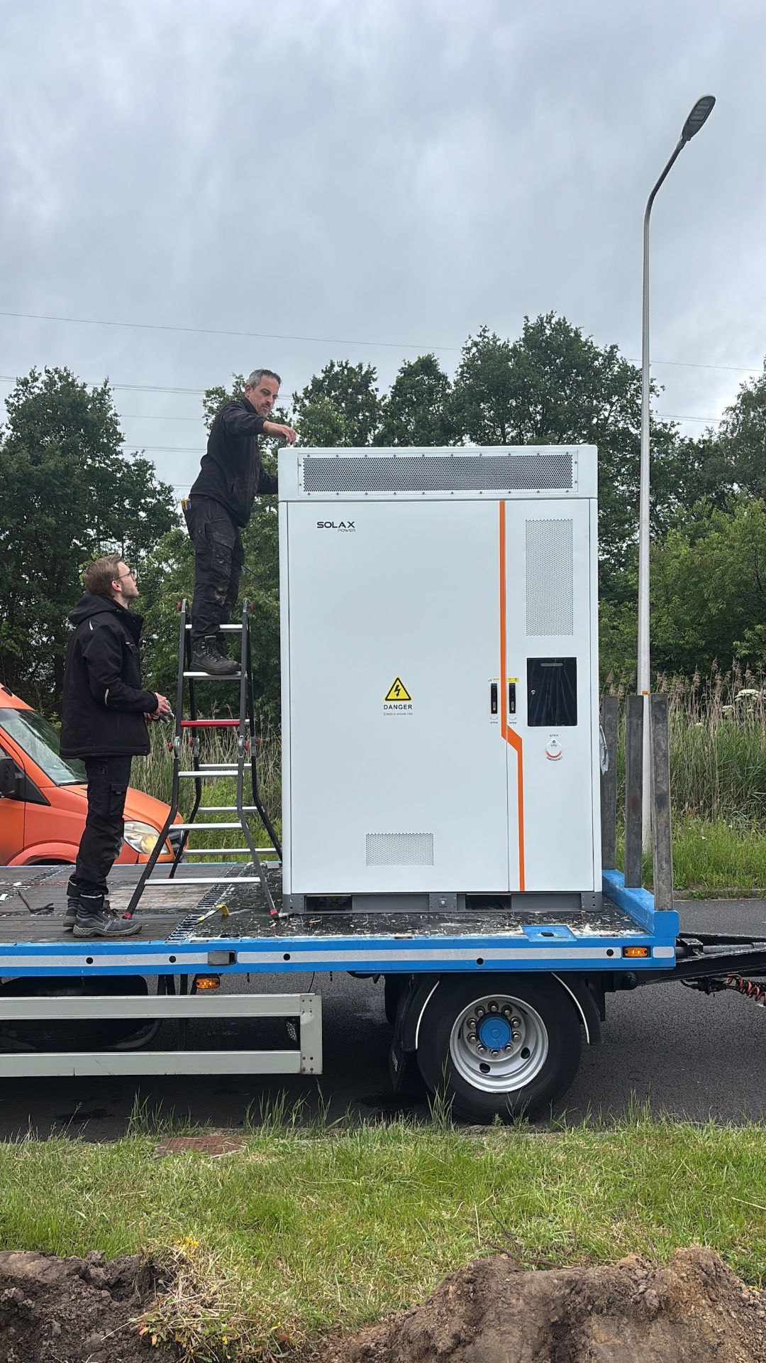 UltiPower installatie — 4:solax-aelio-transport.jpg.asset.json