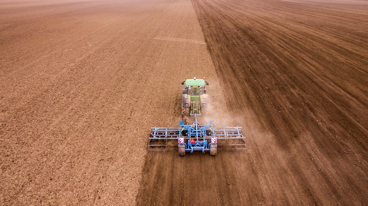 Boer doet waar hij goed in is met ondersteuning van energieopslagsysteem