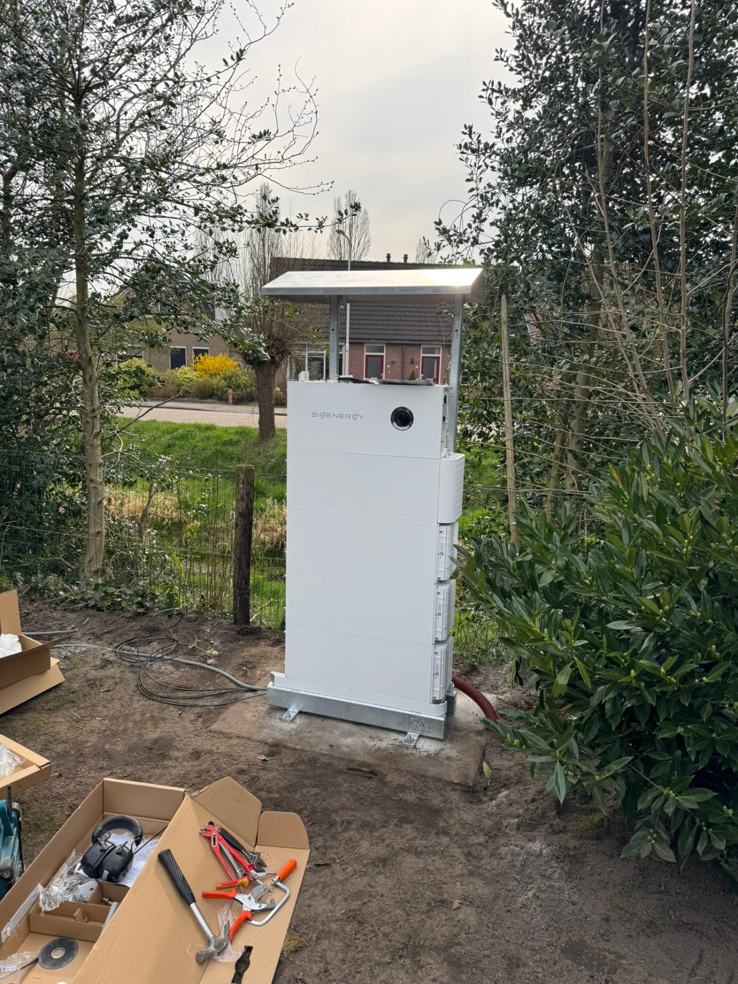 Sigenergy SigenStor 40 kWh in tuin – installatie door UltiPower in de Achterhoek
